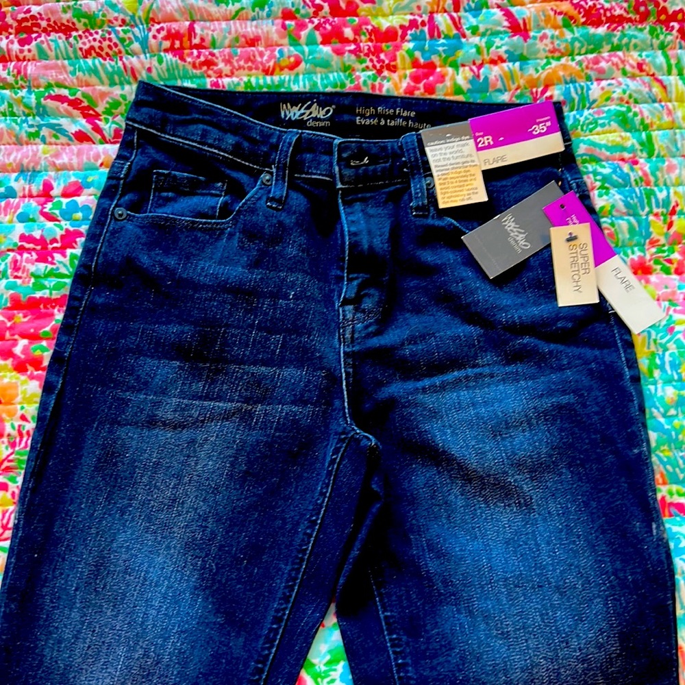 VINTAGE MOSSIMO High Rise, Stretchy FLARE Jeans!